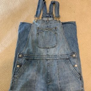 Gap overalls